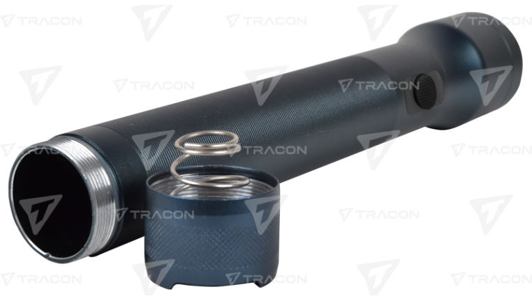 Lanternă LED cu baterii 8W, 6000K, 800lm, 3×D